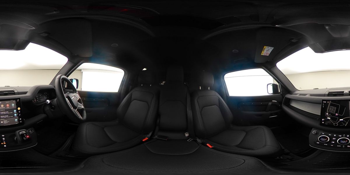 More views of Land Rover Defender 90