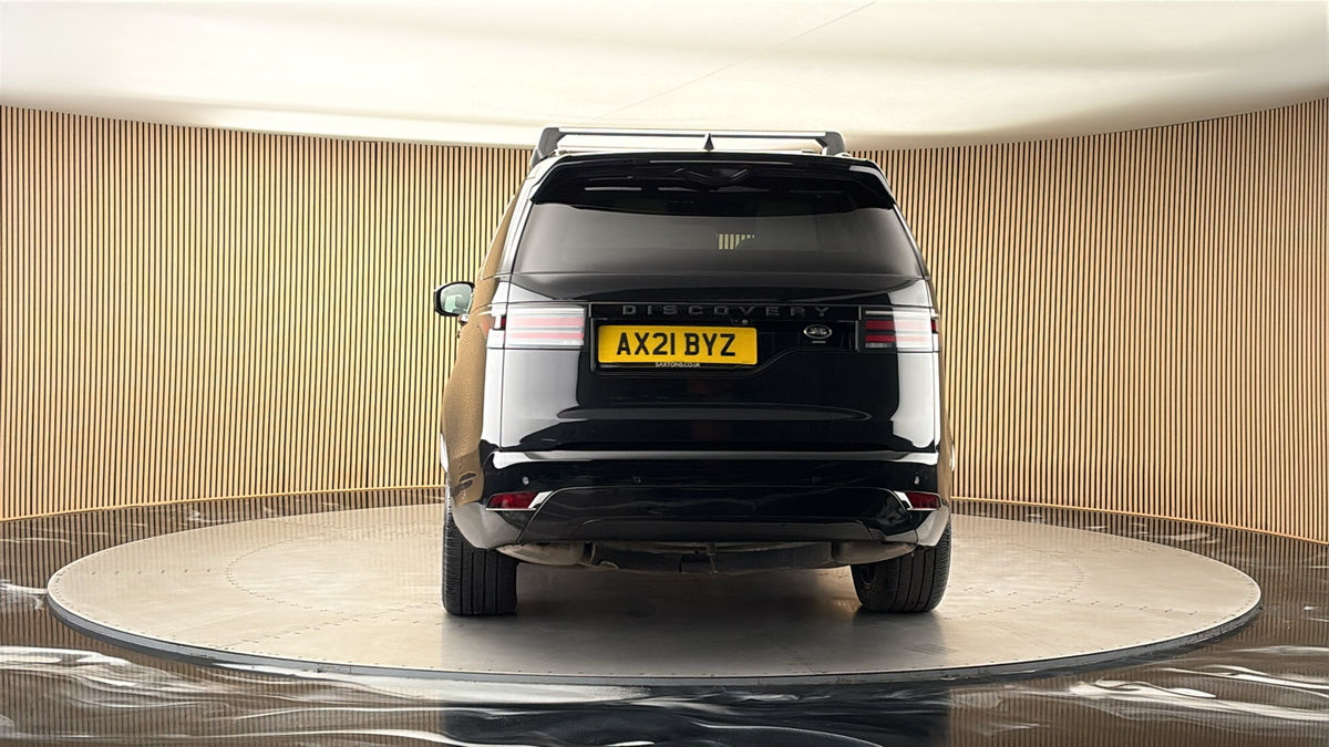 More views of Land Rover Discovery