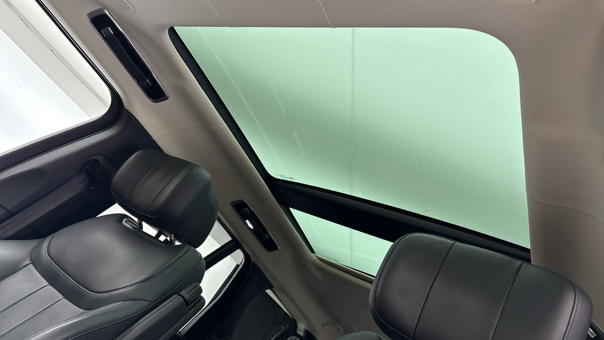 Land Rover Range Rover Image 6