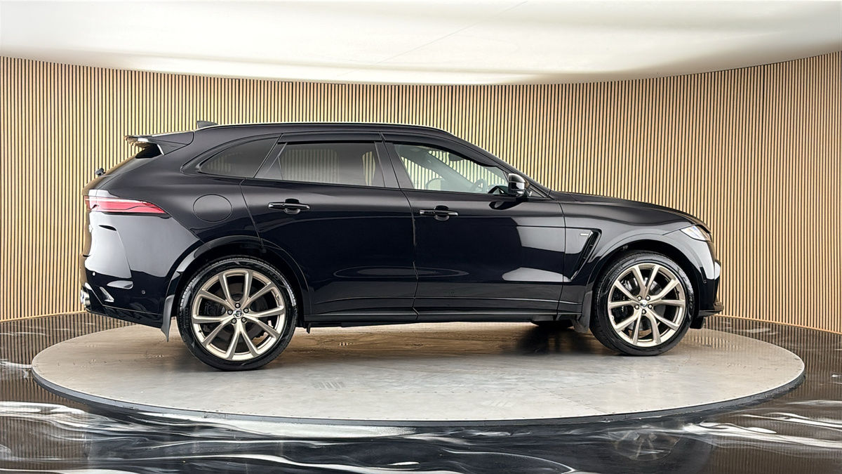 More views of Jaguar F-PACE