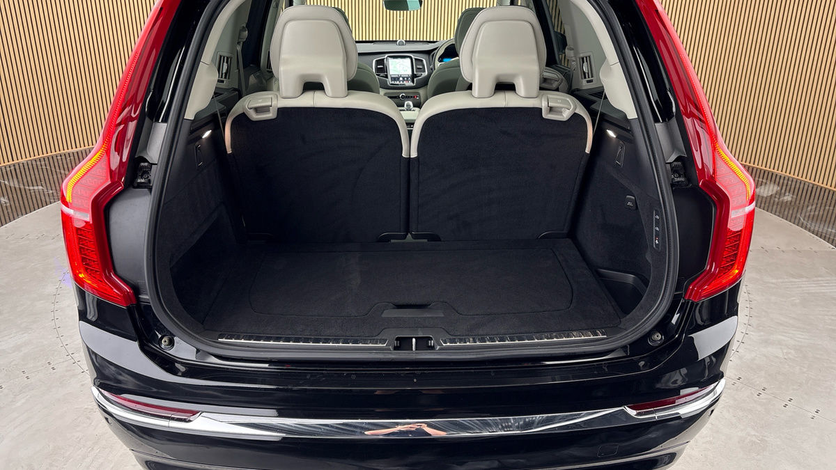 Volvo XC90 Image 11