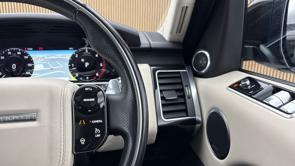 Land Rover Range Rover Sport Image 14