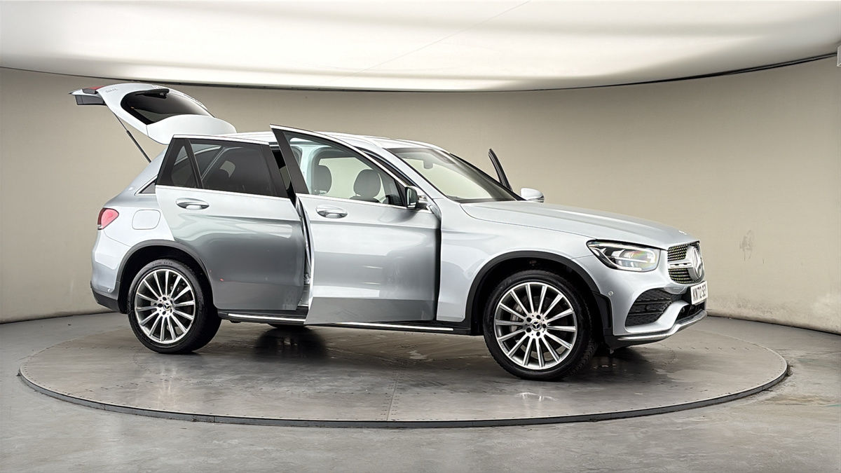 More views of Mercedes-Benz GLC
