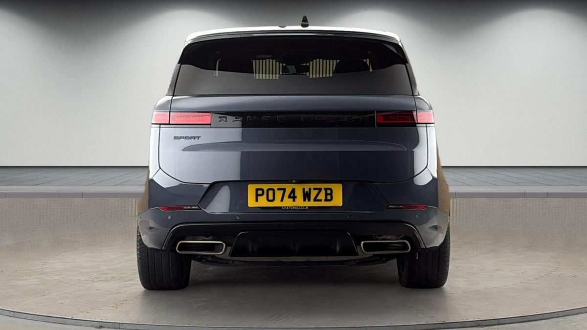 Land Rover Range Rover Sport Image 4