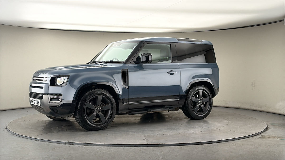 More views of Land Rover Defender 90