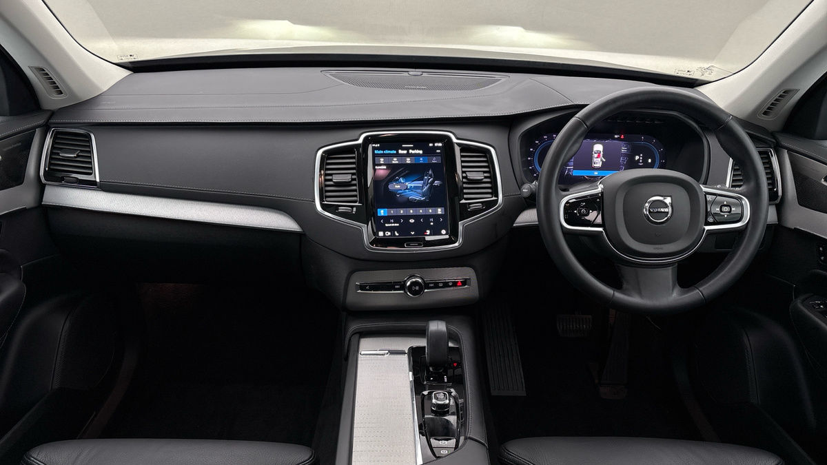 Volvo XC90 Image 12