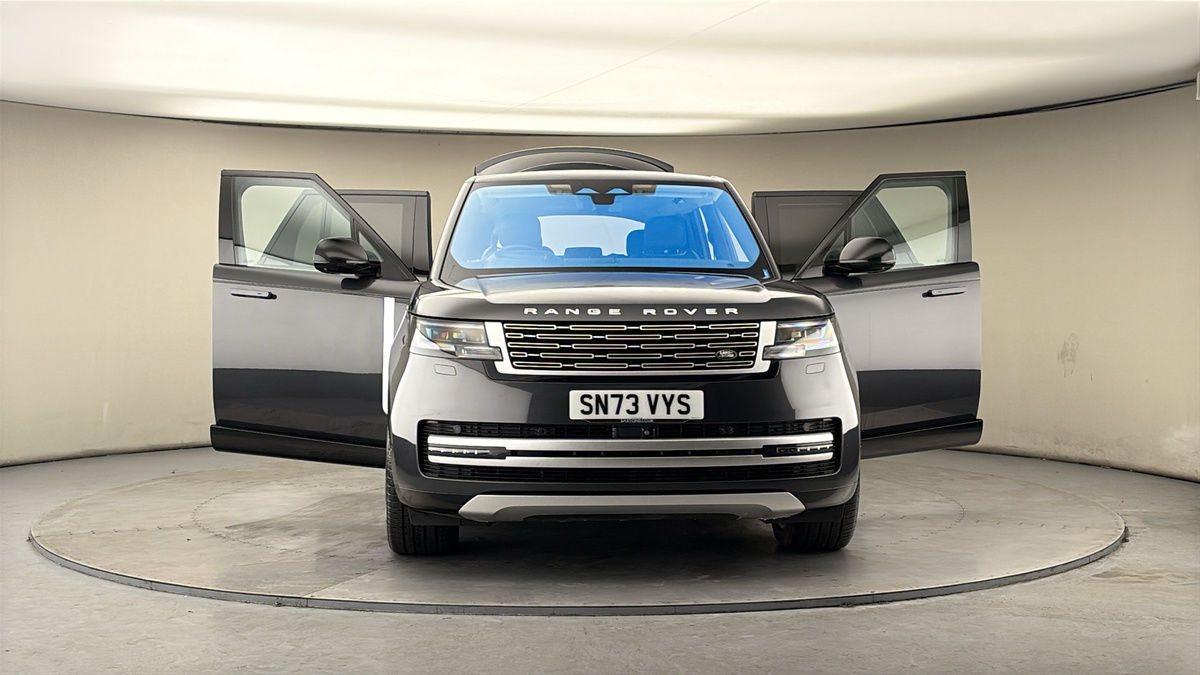 More views of Land Rover Range Rover