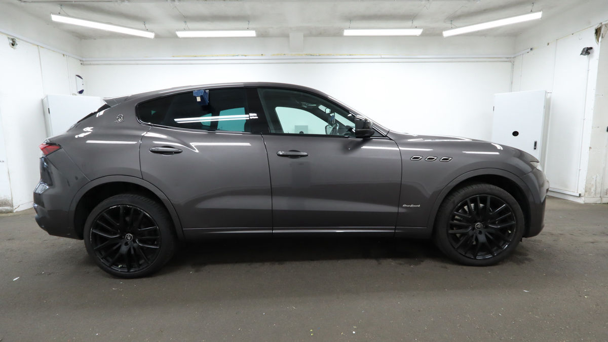 Maserati Levante Image 5