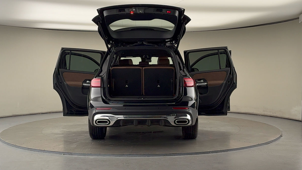 More views of Mercedes-Benz GLB