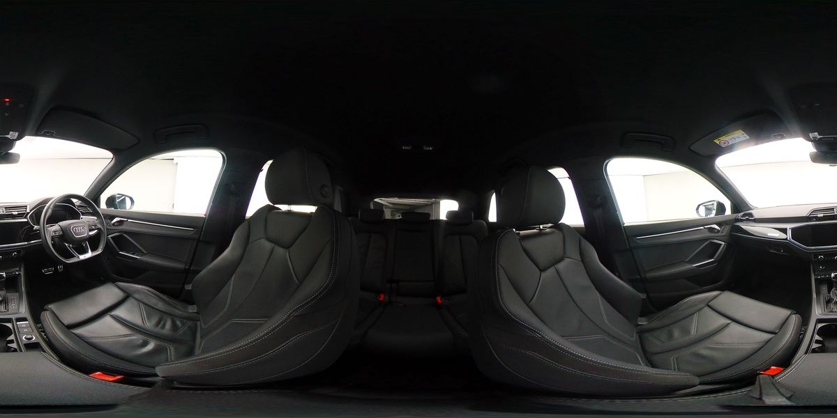 More views of Audi Q3