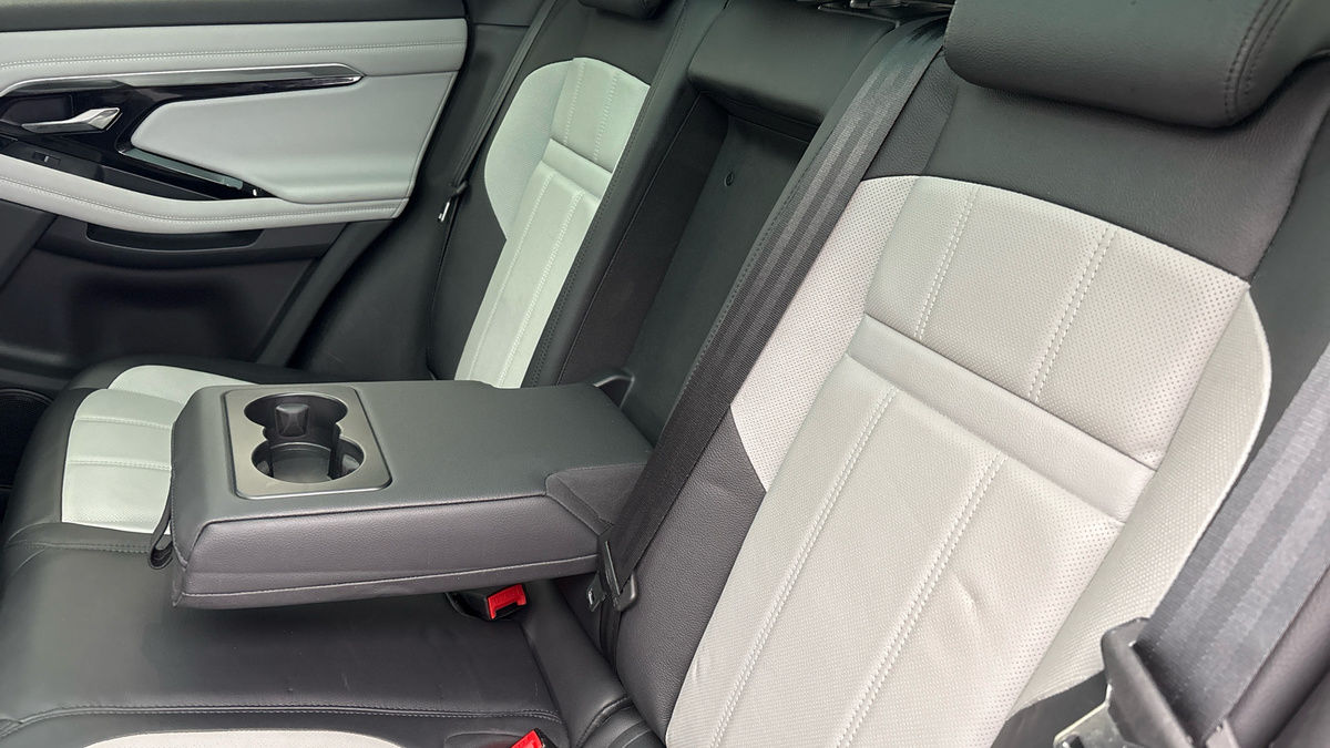 Land Rover Range Rover Evoque Image 9