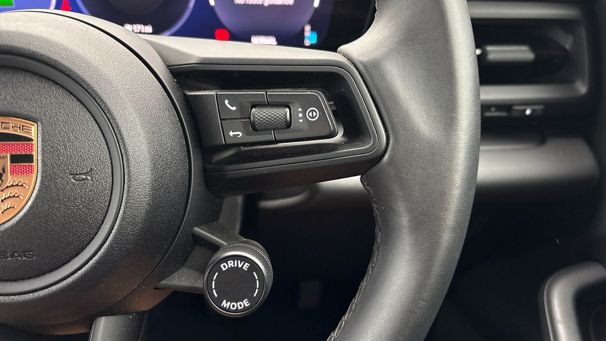 Porsche Macan Image 14