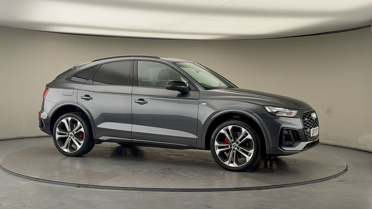 More views of Audi Q5