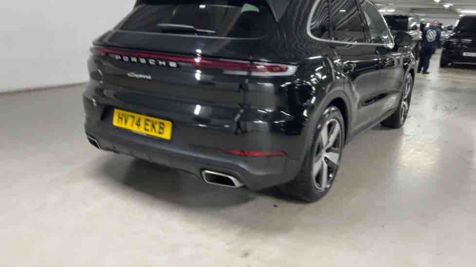 More views of Porsche Cayenne