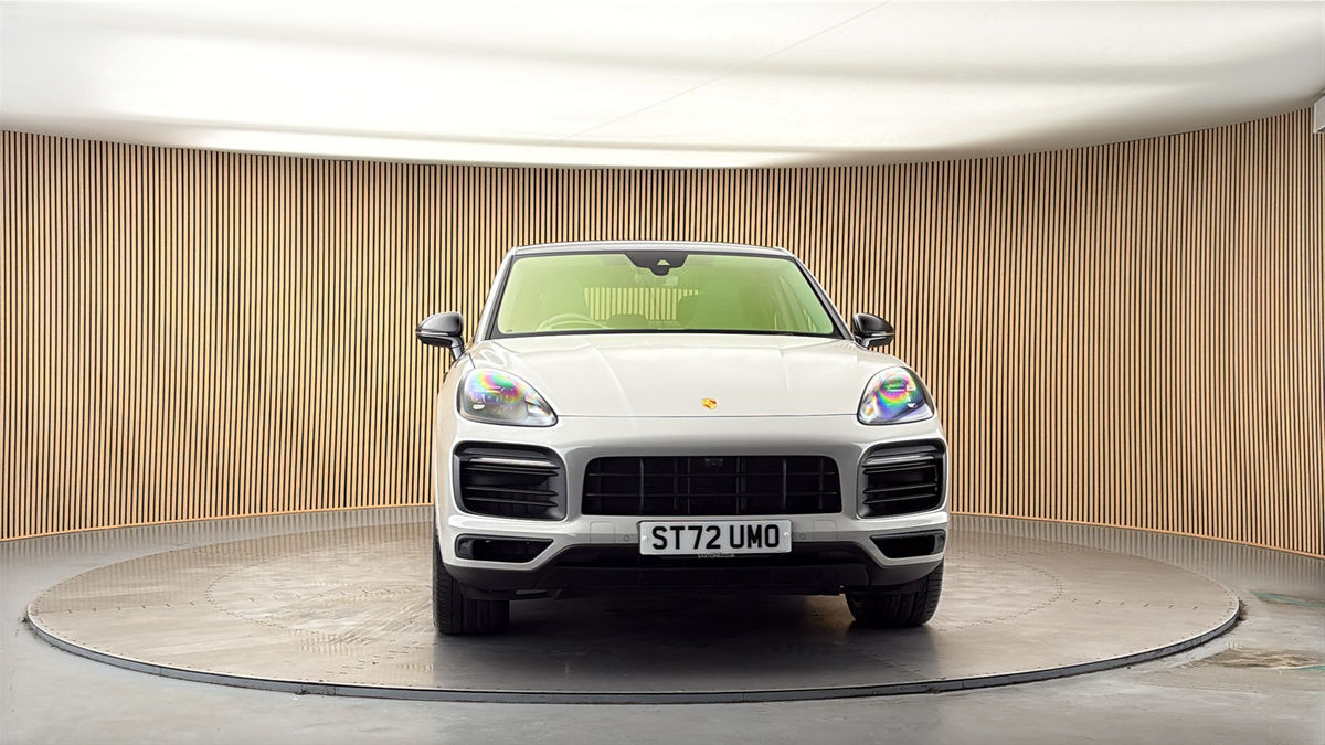 More views of Porsche Cayenne