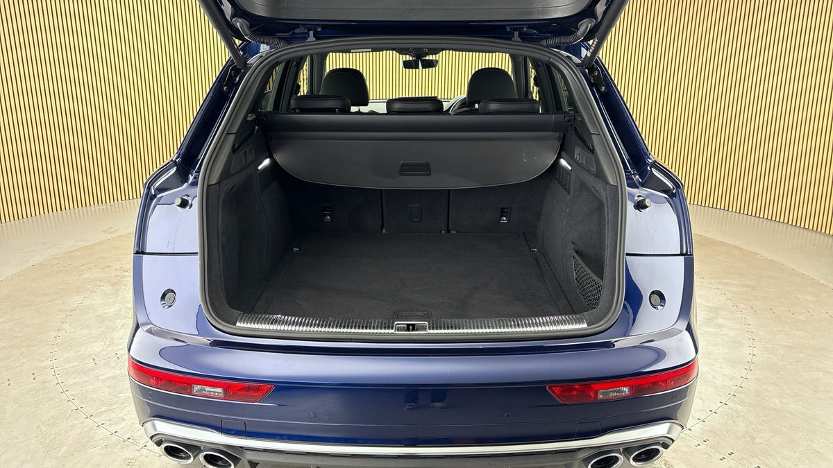 Audi SQ5 Image 11