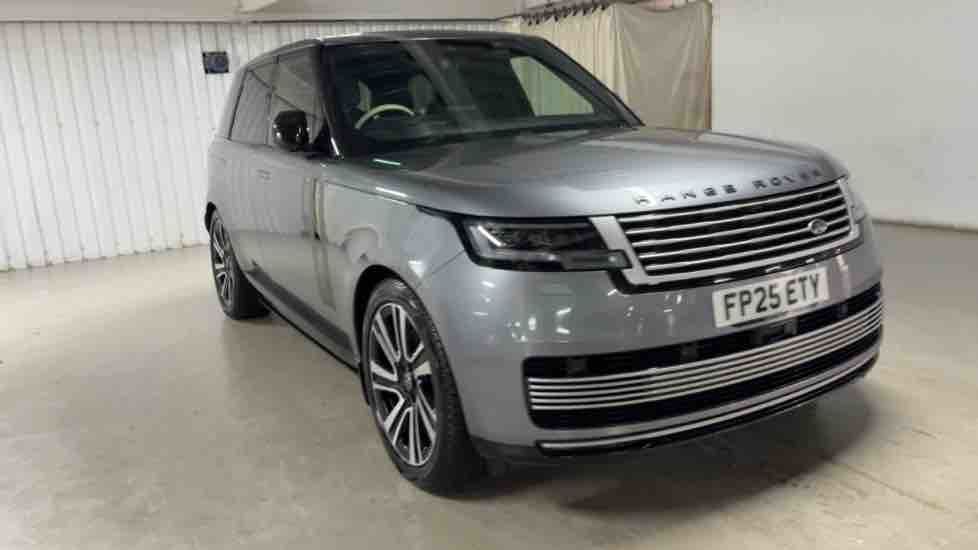 More views of Land Rover Range Rover