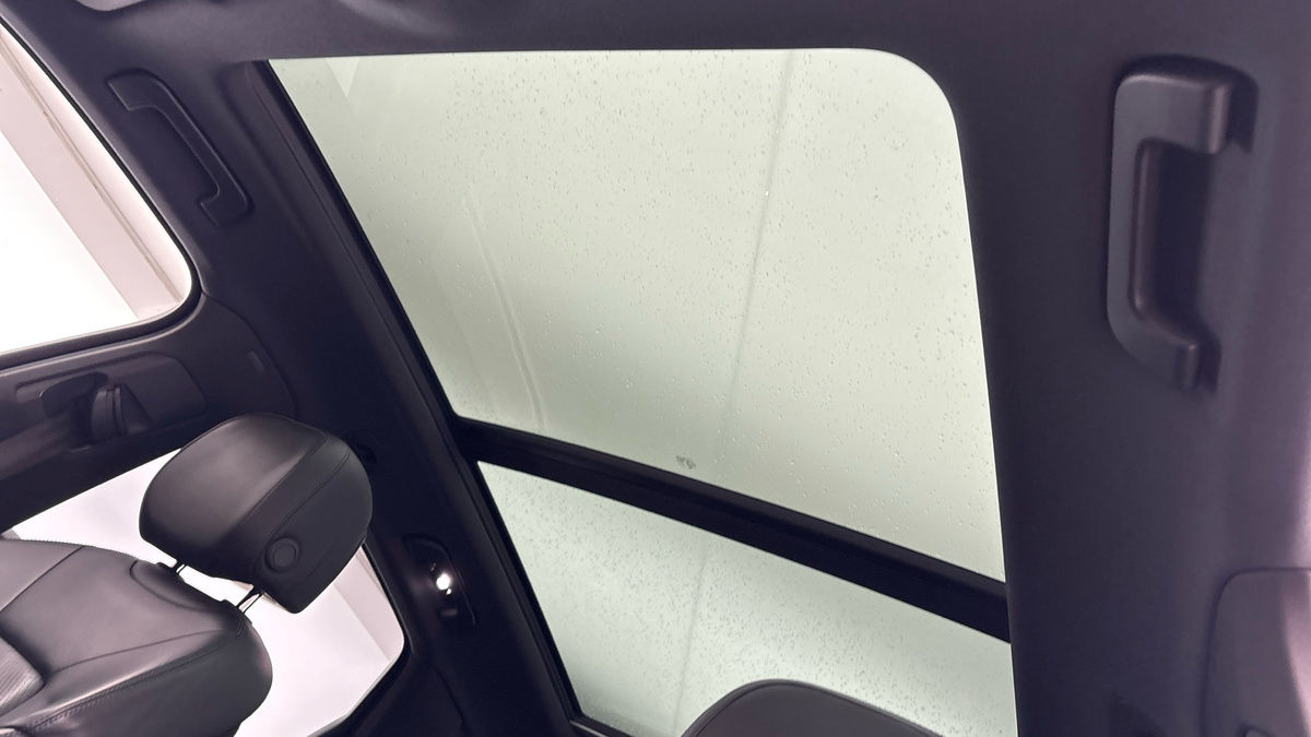 Porsche Cayenne Image 6