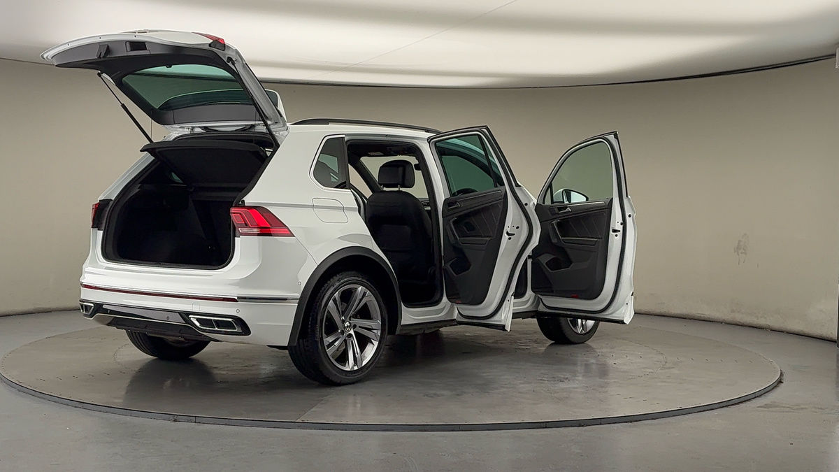 More views of Volkswagen Tiguan