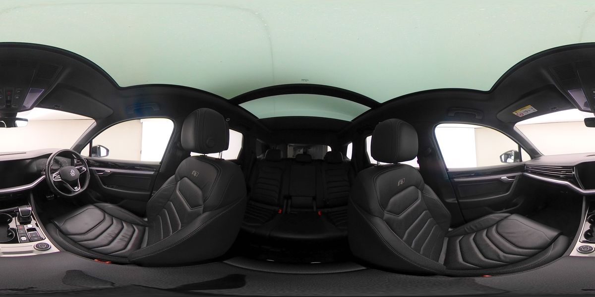 More views of Volkswagen Touareg