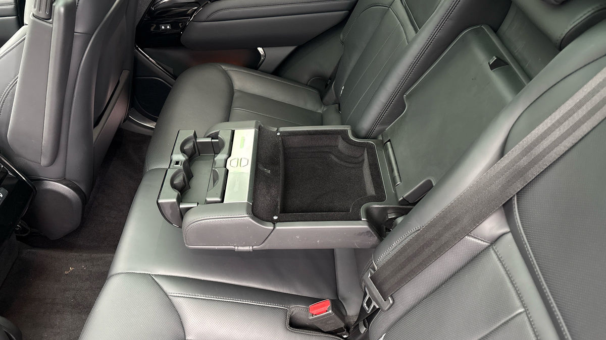 Land Rover Range Rover Sport Image 9