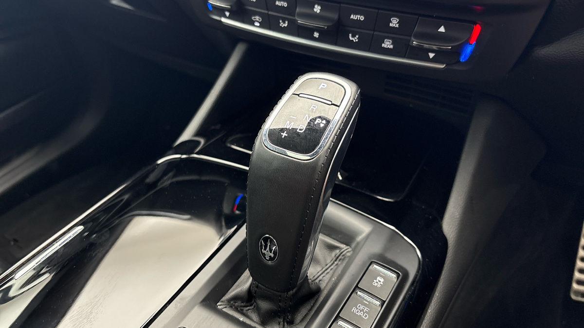 Maserati Levante Image 36