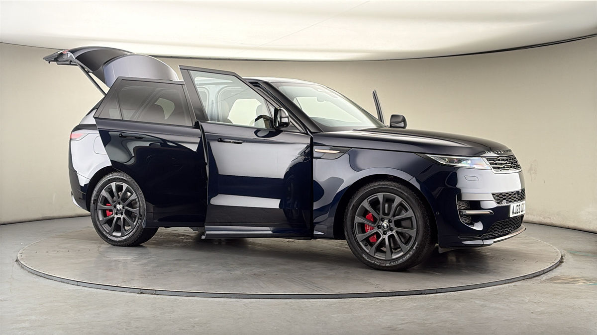 More views of Land Rover Range Rover Sport