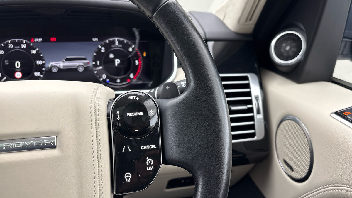 Land Rover Range Rover Image 14