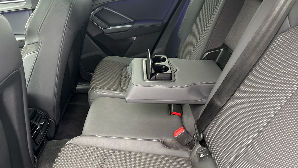 Audi Q3 Image 27