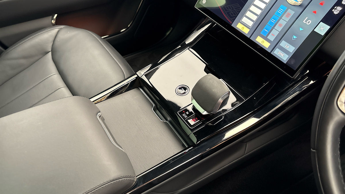 Land Rover Range Rover Sport Image 18
