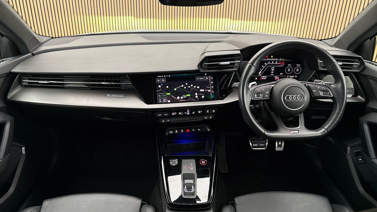Audi RS3 Image 12