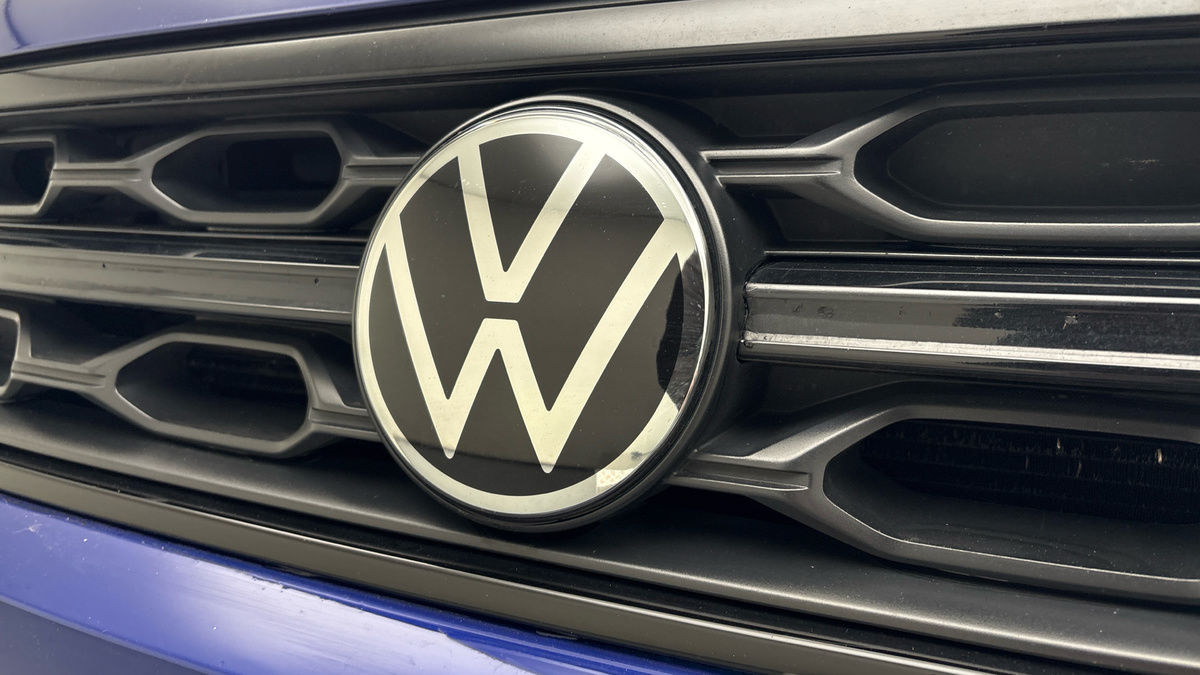 Volkswagen T-Roc Image 24