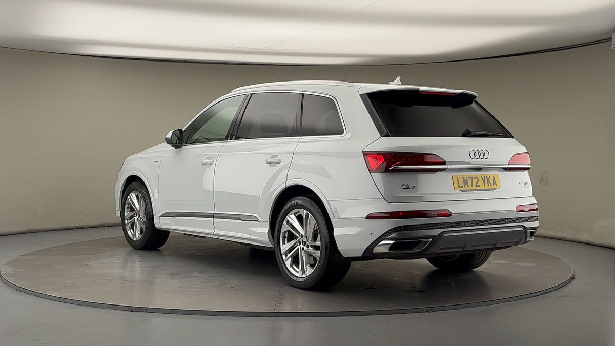 Audi Q7 Image 2