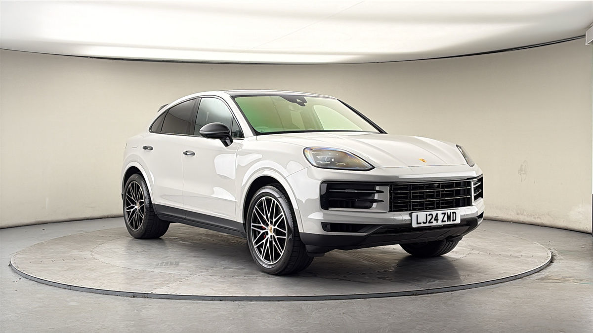 Porsche Cayenne Sticky Header Image