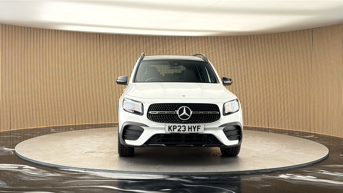 More views of Mercedes-Benz GLB