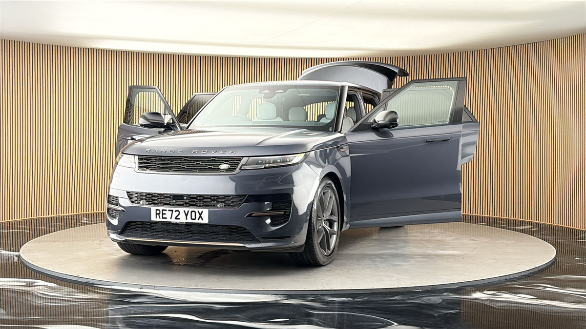 More views of Land Rover Range Rover Sport