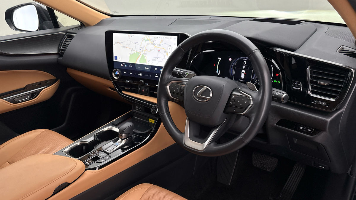 Lexus NX Image 5