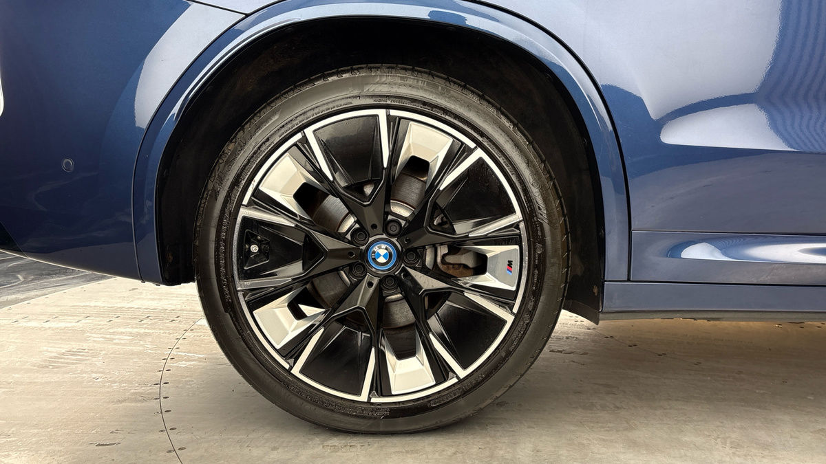 BMW iX3 Image 10