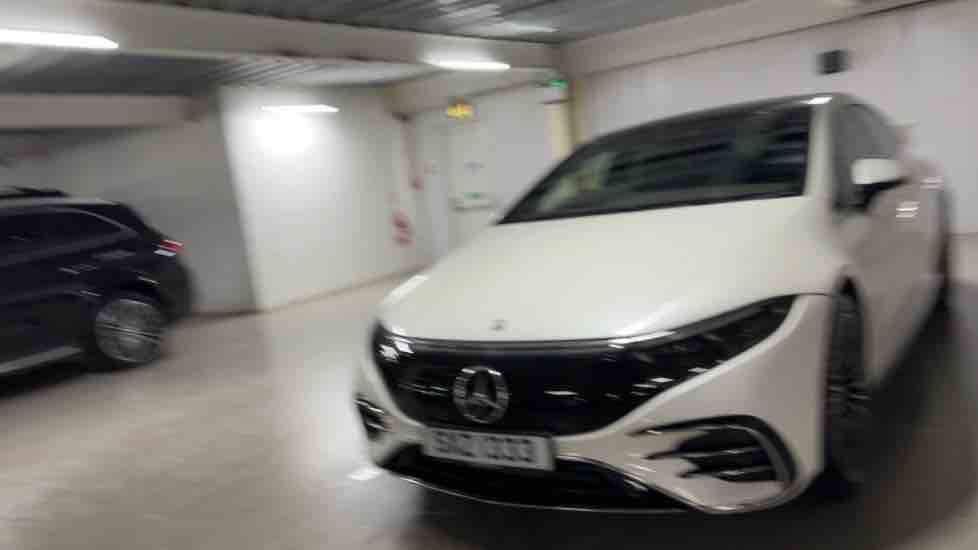 More views of Mercedes-Benz EQS