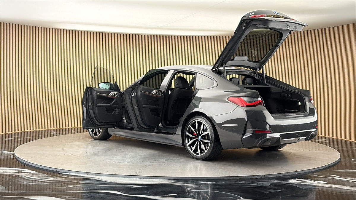 More views of BMW i4