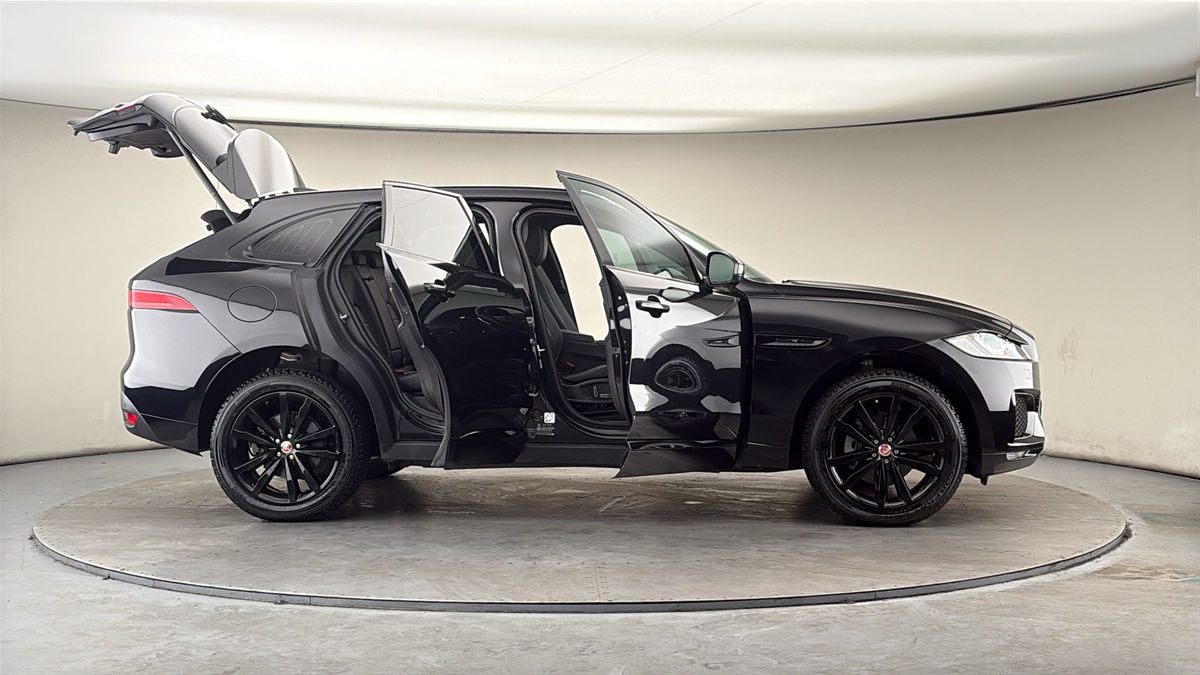 More views of Jaguar F-PACE