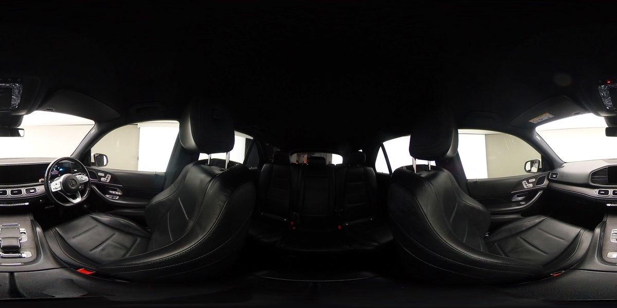 More views of Mercedes-Benz GLE