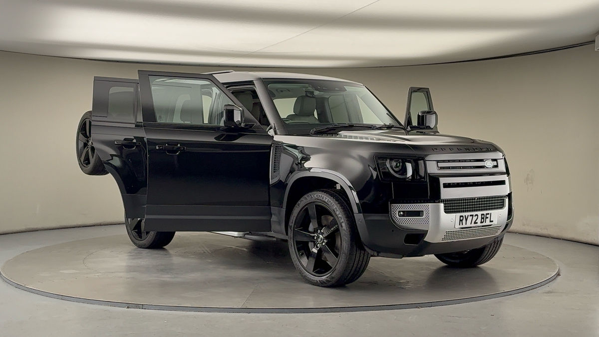 More views of Land Rover Defender 110