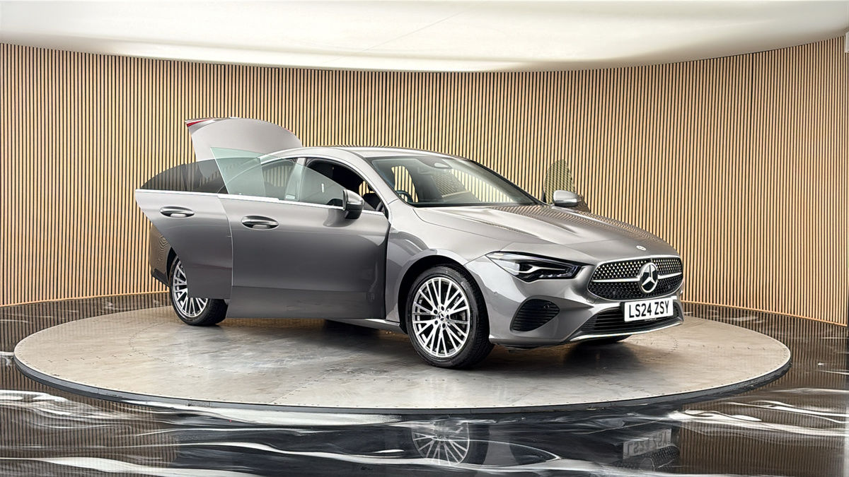 More views of Mercedes-Benz CLA