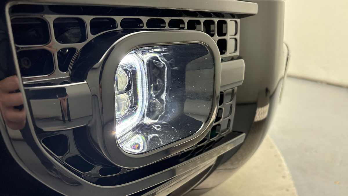 Land Rover Defender 110 Urban Image 39