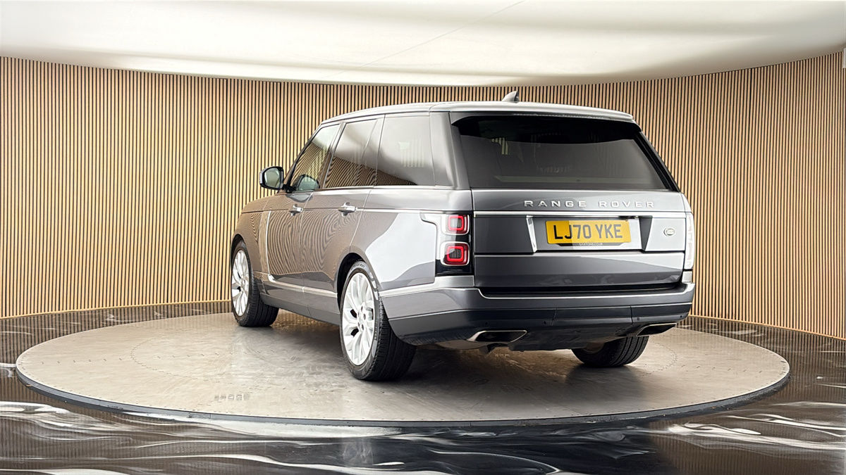 More views of Land Rover Range Rover