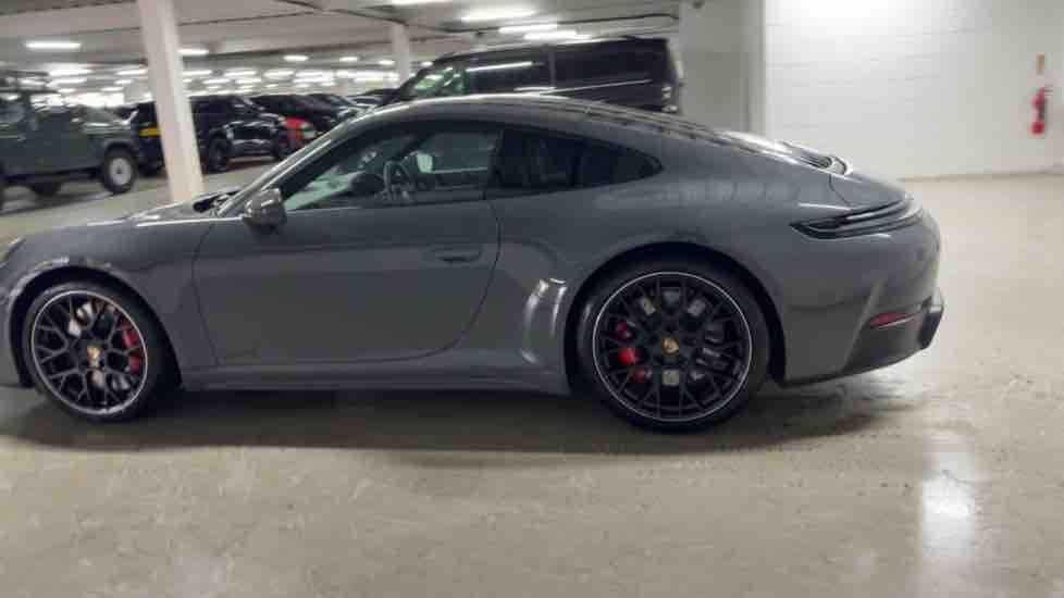 More views of Porsche 911