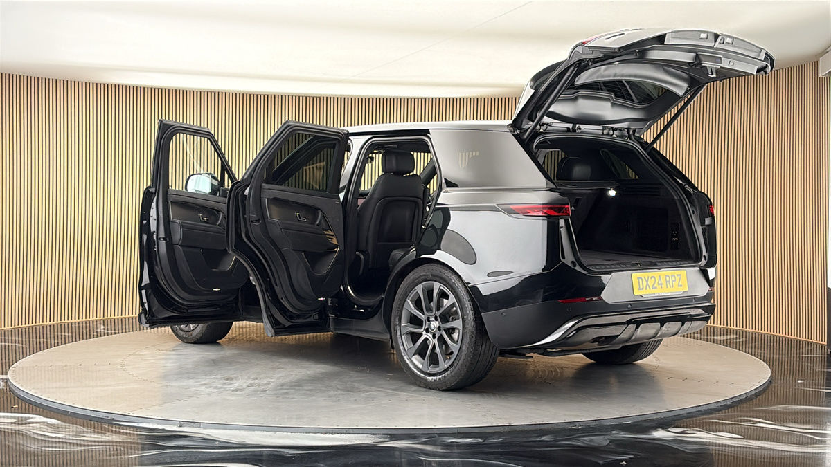 More views of Land Rover Range Rover Sport
