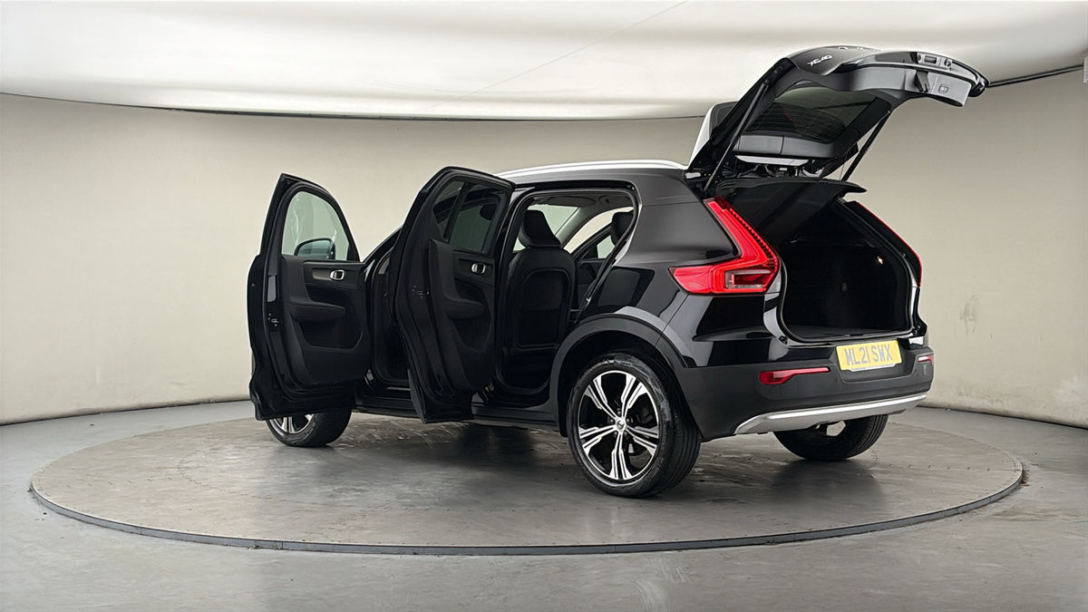 More views of Volvo XC40