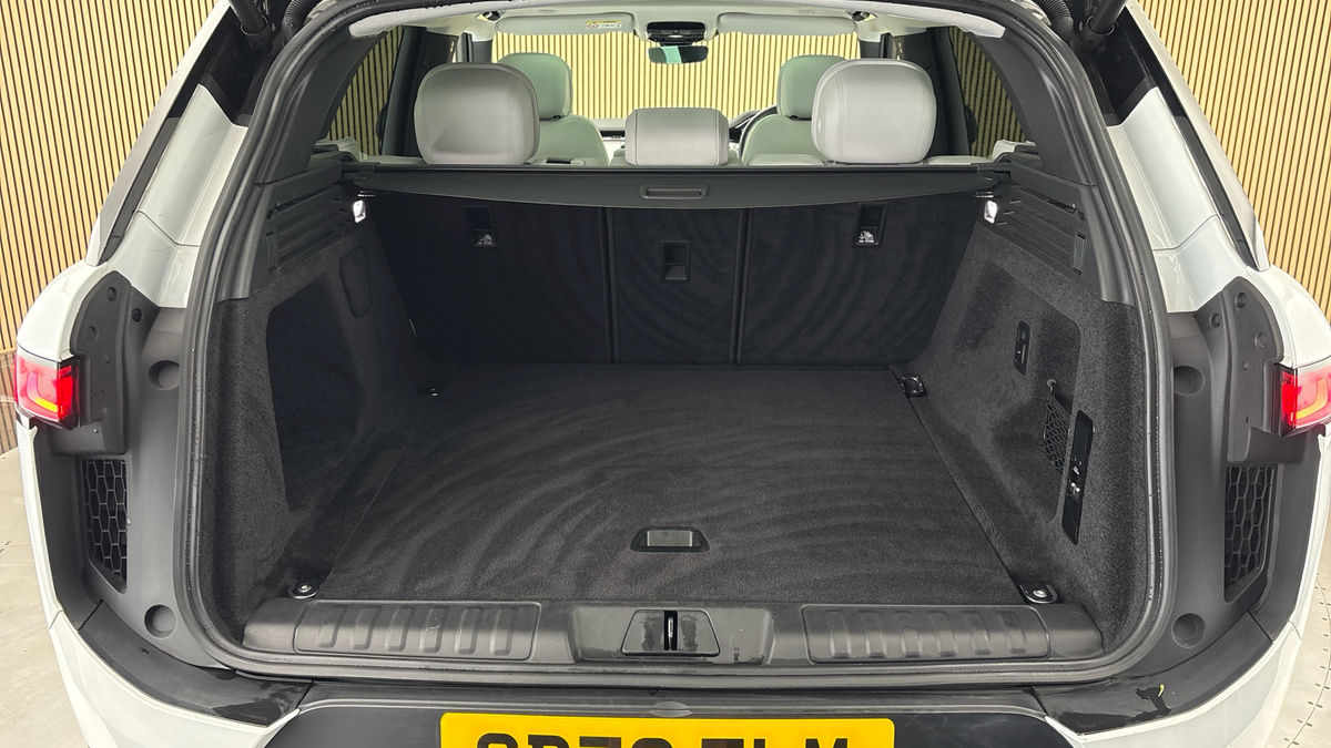 Land Rover Range Rover Sport Image 11